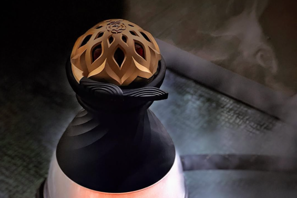 Hookah charcoal heating bowl showing thermal energy transfer and heat distribution