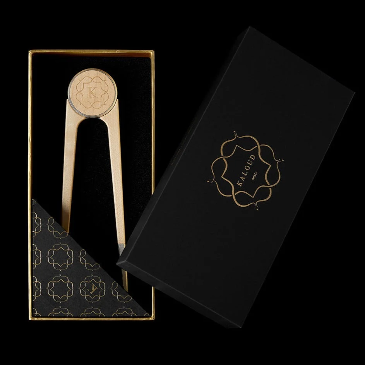 Kaloud Vestara Argis hookah charcoal tongs in black-and-gold presentation packaging