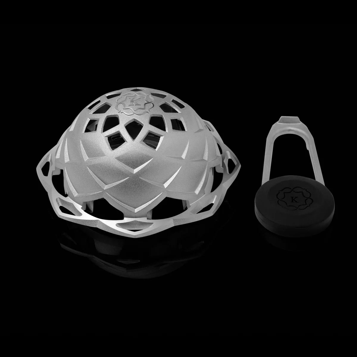 Kaloud Lotus II Stainless in Argis heat management device, top-down view, full stainless construction with a balanced heat curve for 60 to 75 minute sessions